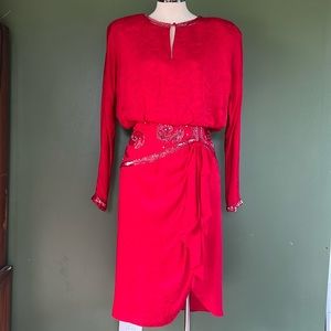 ♥️ DARLING Vintage Valentine’s Day Dress Silk Beads & Sequin Size 10 ♥️
